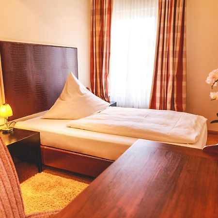 Hotel Loewen ايجنشتاين - ليوبولدشافن المظهر الخارجي الصورة