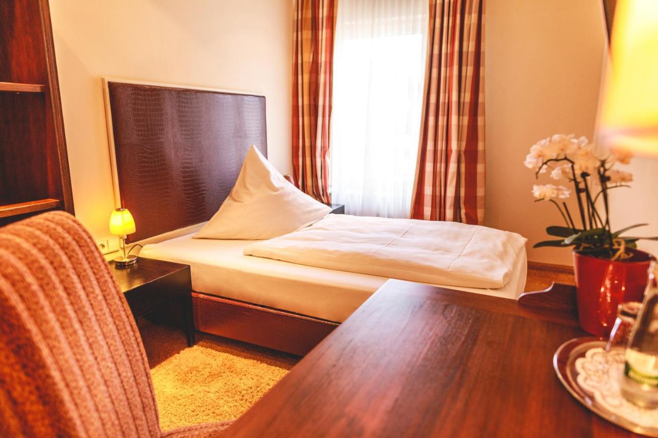 Hotel Loewen ايجنشتاين - ليوبولدشافن المظهر الخارجي الصورة